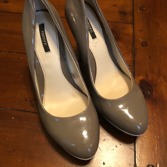 Nude Platform Pumps, size 8 - Picture 2 of 4